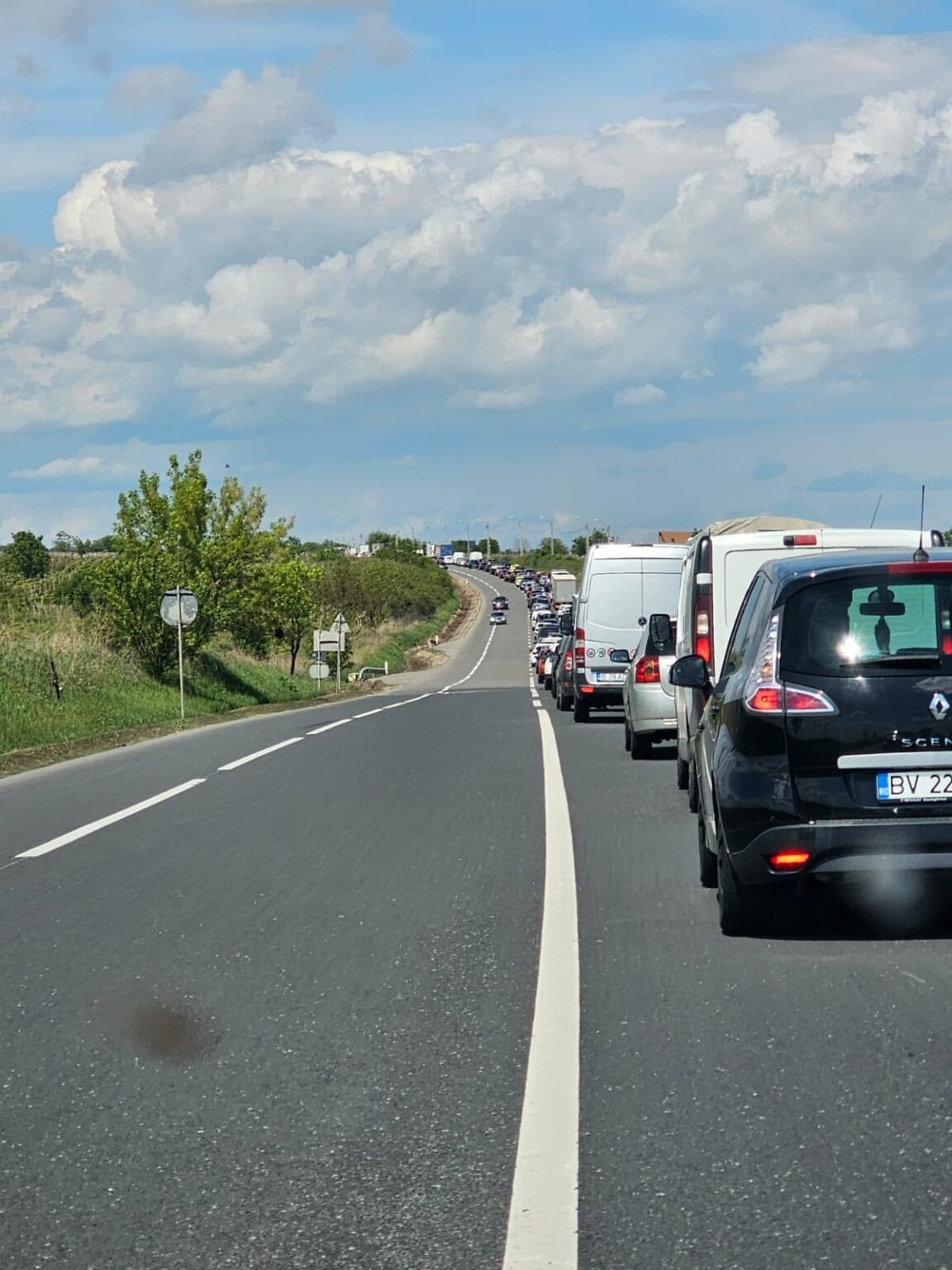 Acum Grav Accident Rutier Pe Dn E La Slobozia Bradului Edi Ie