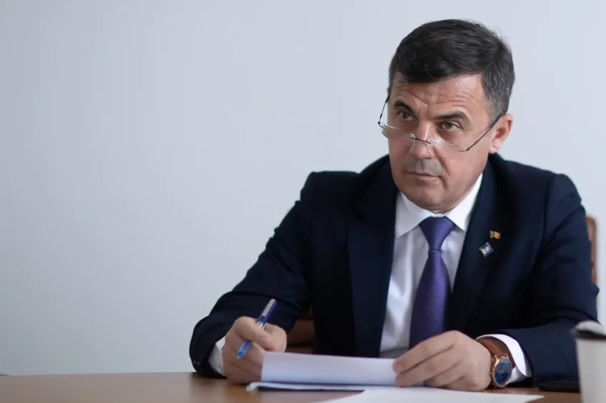Ion Ștefan nu a plecat de la MLPDA până nu a achitat lucrări de 337 milioane de lei prin PNDL