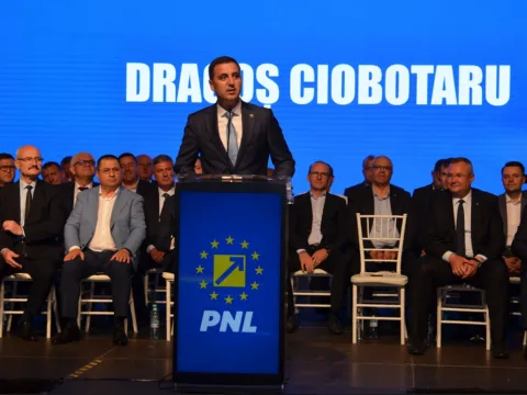 Soluțiile lui Dragoș Ciobotaru, viitorul președinte al CJ Vrancea, pentru a-i readuce pe vrânceni acasă: „Muncă și iar muncă. Proiecte și investiții. Sunt obsedat de muncă și asta voi face zi de zi”.