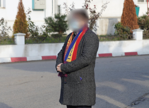 Acum. Un angajat al Consiliului Județean Vrancea a fost luat cu Salvarea și dus de urgență la spital