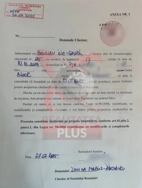 Ilie Bolojan susține că cererea prin care a cerut bani de cazare în București, deși stă gratis într-o locuință RAPPS, ar fi fost o „regretabilă eroare de completare”. AUR îi cere demisia.