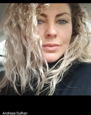 Misăilă a făcut o românească. După ce i-a ieșit șoferul la pensie, l-a reangajat consilier personal. Dulhan este tatăl fostei șefe de la Urbanism, Andreea Cherciu.