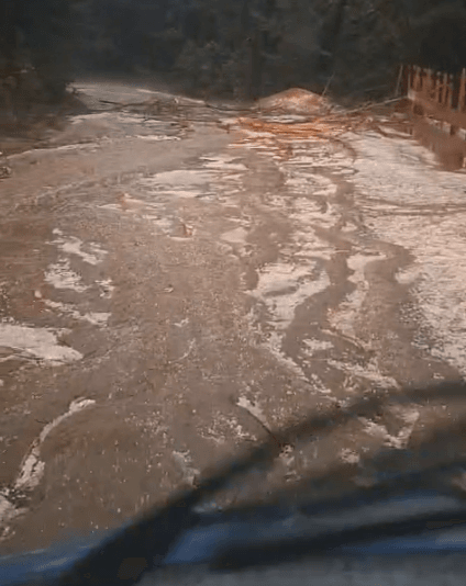 Video. Viitură la Nereju, în Vrancea.