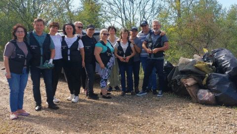 Comisariatul Județean Vrancea al Gărzii Naționale de Mediu a făcut o amplă acțiune de ecologizare pe albia majoră a râului Siret