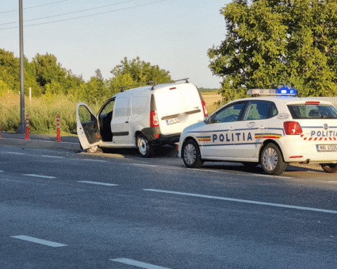 Acum. Accident pe centura Focșaniului, aproape de Supeco.